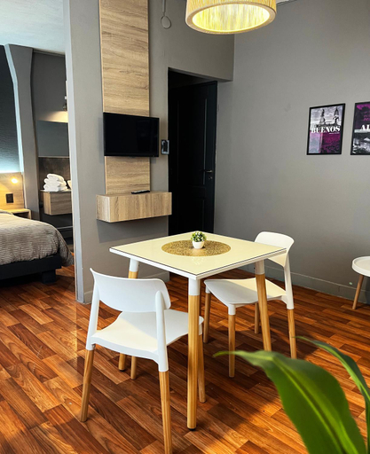 Others 4, Defensa 821 Bed and Breakfast, Distrito Federal