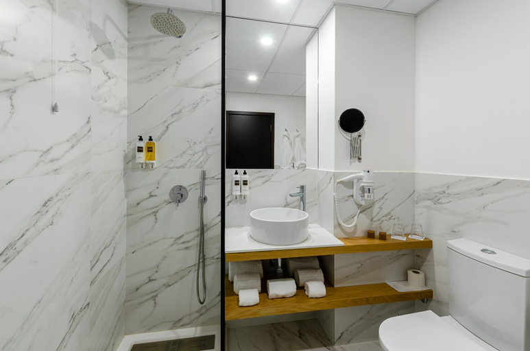 Bathroom 4, TURIM Santa Maria da Feira Hotel, Santa Maria da Feira