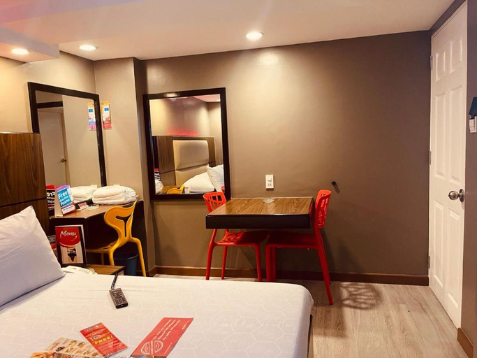 Bedroom 4, Hotel Sogo Aurora Cubao, Quezon City