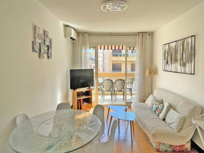 Others 5, Le Neptune, Var