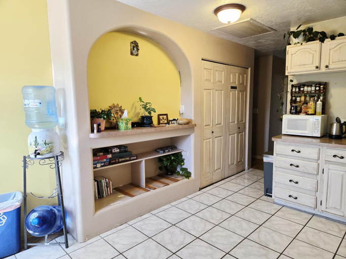 Others 5, Harmony House Homestay, Yavapai
