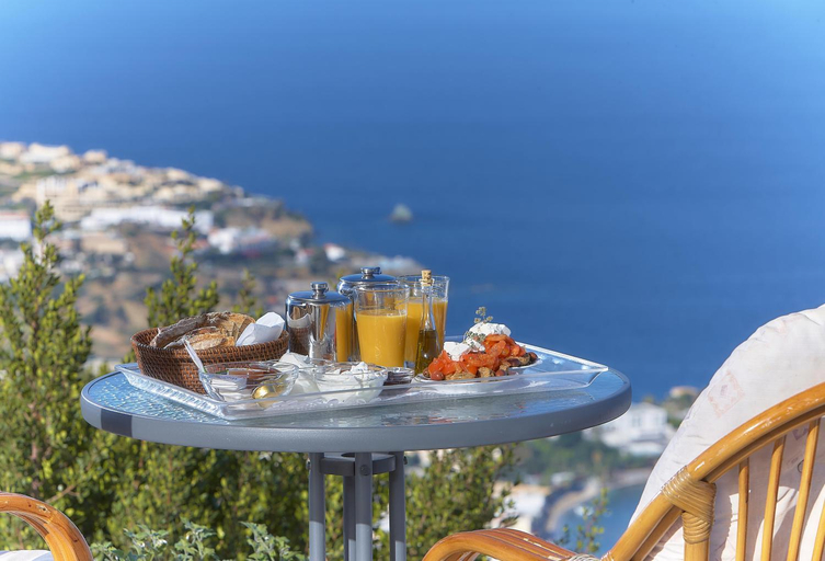 Food & Drinks, Nymphes Luxury Apartments, Crete