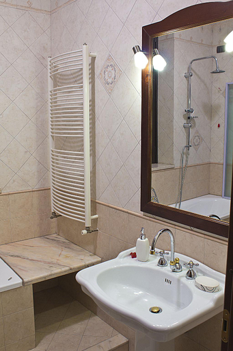 Bathroom 2, Bed & Breakfast Federico II, Barletta-Andria-Trani