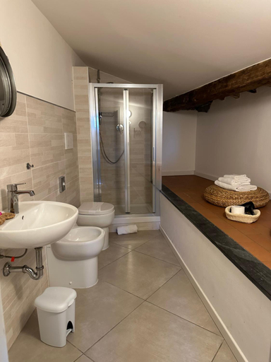 Bathroom 3, Lauri Loft, Pisa