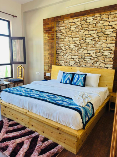 Bedroom 2, Hotel sumit , Almora