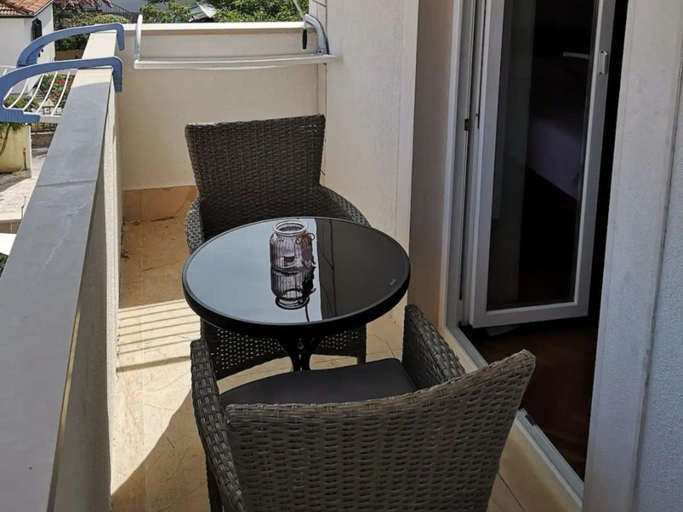 Others 4, Apartments Natasa- One Bedroom Apartment with BalconyA1 - ST, Supetar