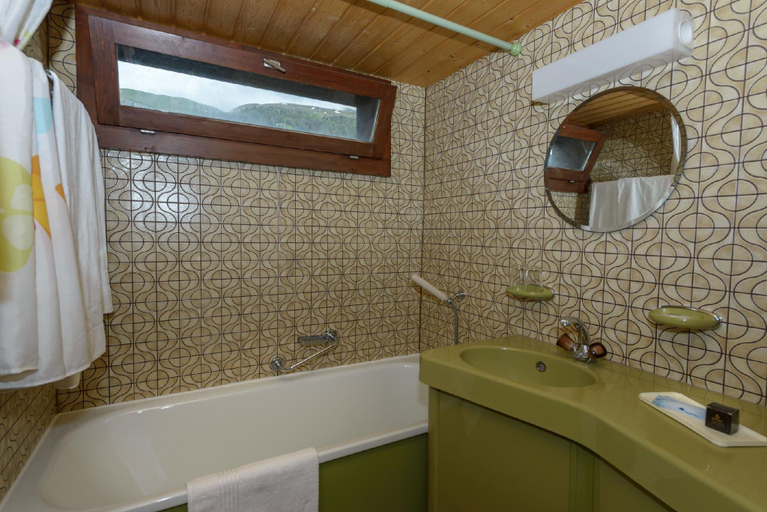 Bathroom 3, Motel Bivouac de Napoleon, Entremont
