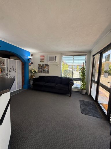 Bedroom, Zero Inn Motel, Hindmarsh