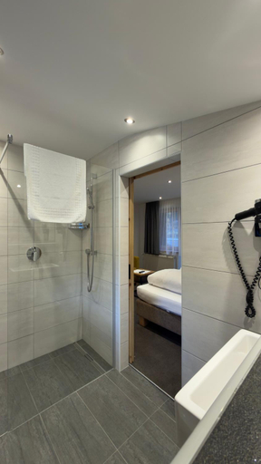 Bathroom 3, Hotel Sailer, Landeck
