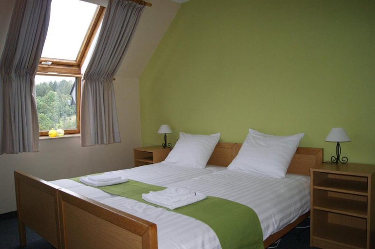 Bedroom 2, Bed and Breakfast Am Knittenberg, Hochsauerlandkreis