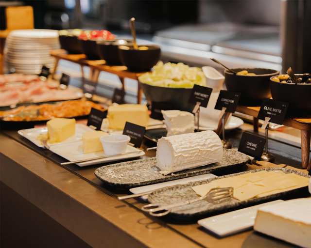 Food and beverages 5, CDG Airport Terminal Hotel, Paris, Seine-Saint-Denis