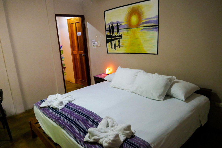 Bedroom 2, Nuestra Casa, Tola