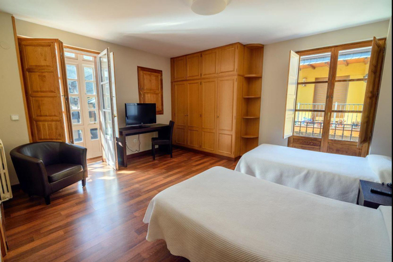 Bedroom 3, Hostal El Palacio, León