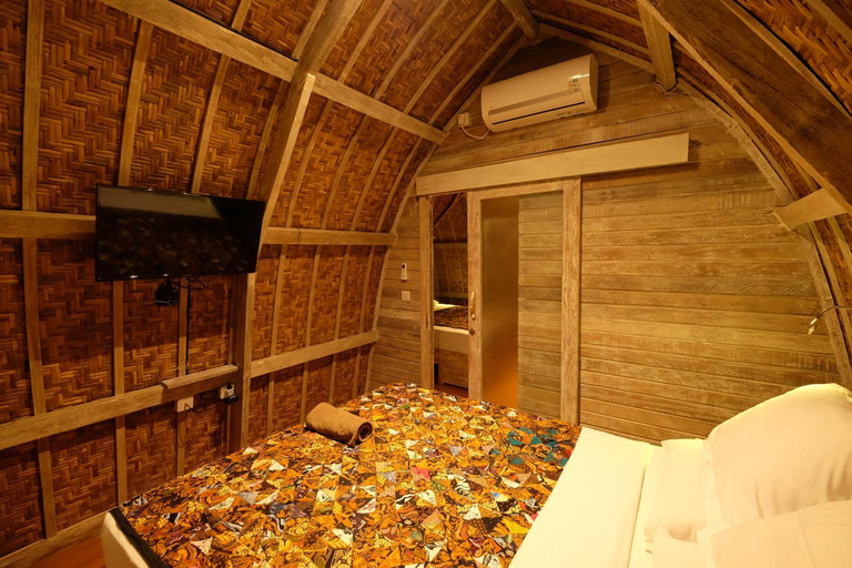 Others 5, Villa Made West, Badung