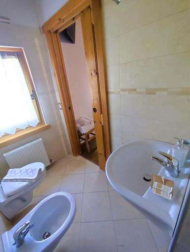 Bathroom, La Tieda - locazione turistica Reolon, Belluno