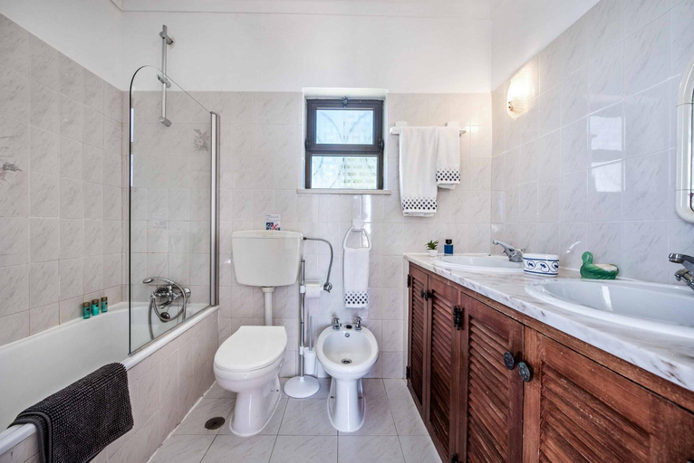 Bathroom 3, Villa Severino, Albufeira