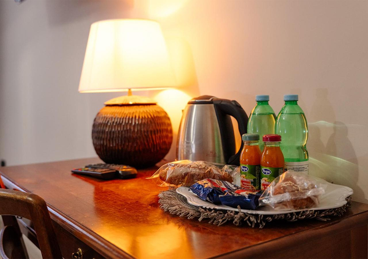 Food & Drinks 5, Spartacus, Caserta