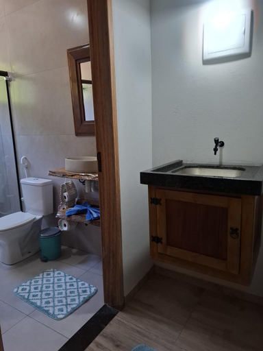 Bathroom 3, Recanto Mirim, Parati