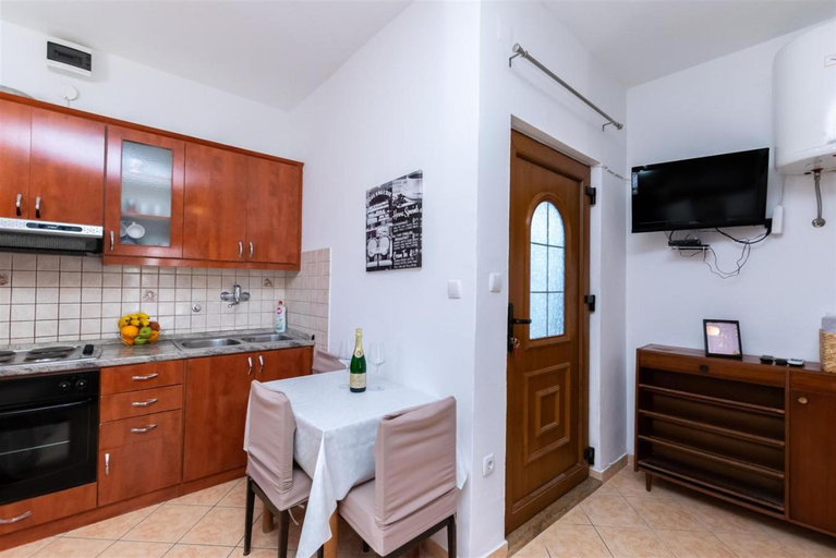 Others 5, Sandy Beach Family Apartments with Free Parking & Balcony, Lopar/Supetarska Draga