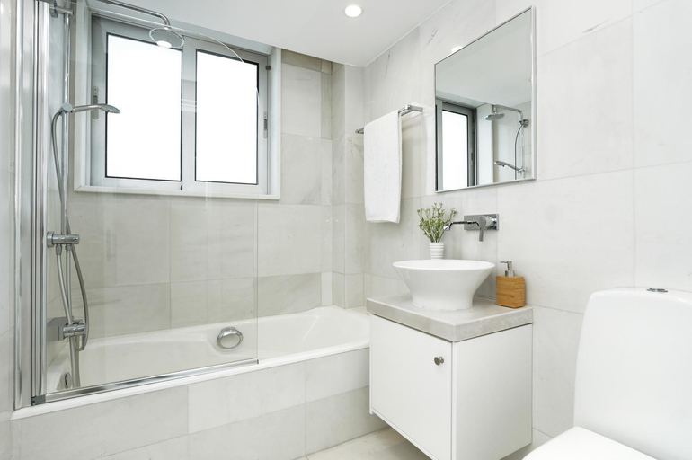 Bathroom, Villa Indigo