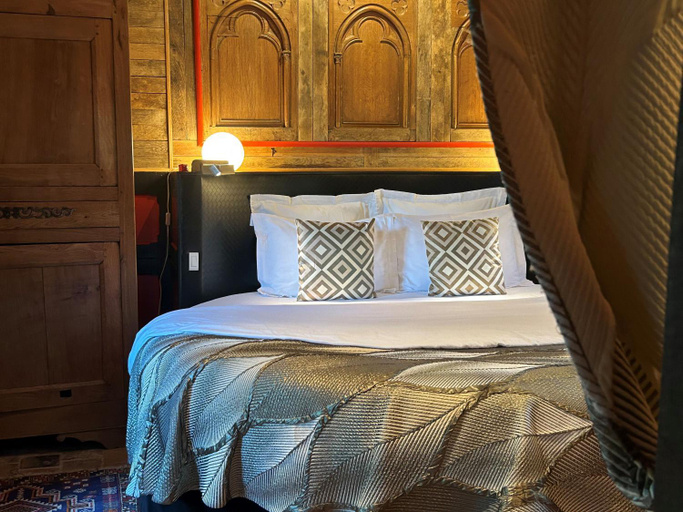Bedroom, Demeures et Chateaux - Le Portail en Marais Poitevin, Vendée