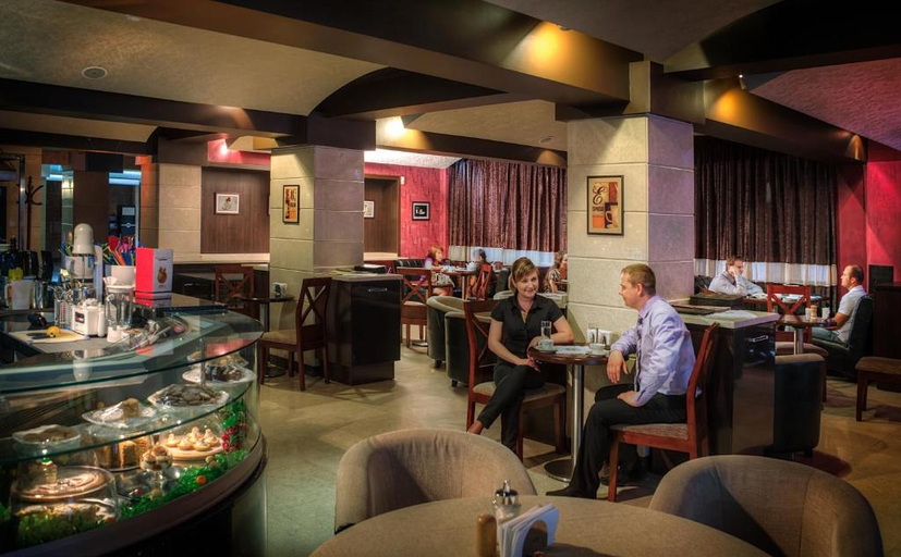 Food & Drinks 5, Voyage Hotel, Almaty