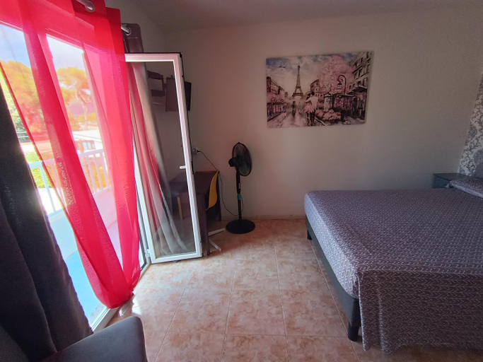 Bedroom 2, Hostal Belgica, Baleares