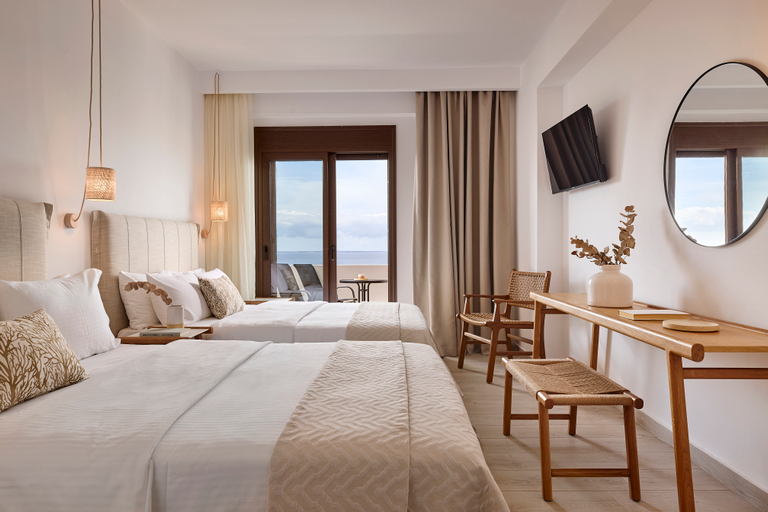 Bedroom 3, Glavas Inn Hotel, Central Macedonia