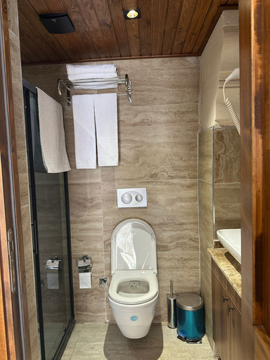 Bathroom 3, Babilyon Otel, Merkez