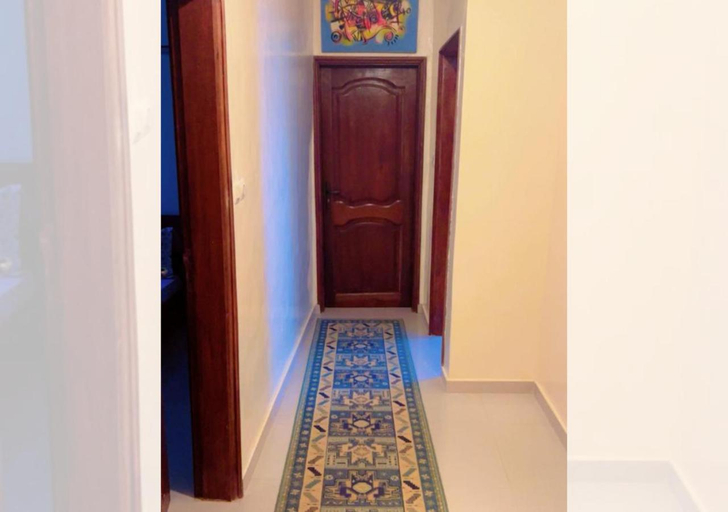 Public Area 3, Chez Ouly, Dakar