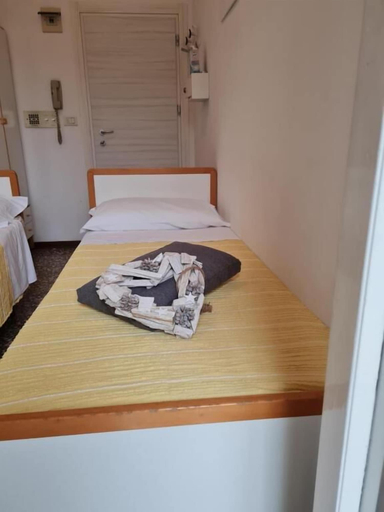 Room 5, Hotel Marconi Miramare, Rimini
