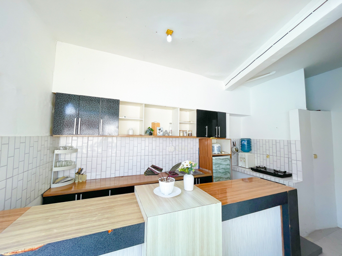 Others 4, WHouse Omah Putih, Yogyakarta