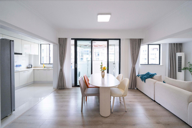 Separate living room 4, Tyms Parisian 2BR APT Paris Classic, Shanghai