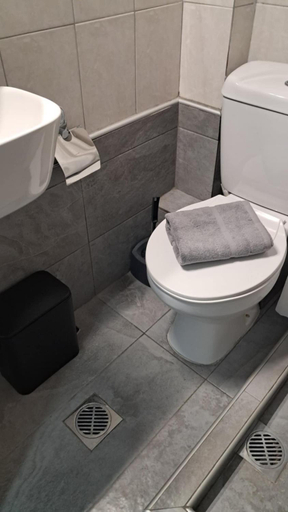 Bathroom, Meerithic ROKKA ROOMS, Central Macedonia