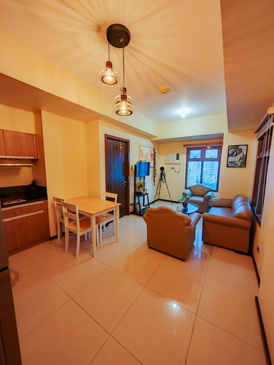 Interior, LeMoon's Chill with beautiful view, Pasay City