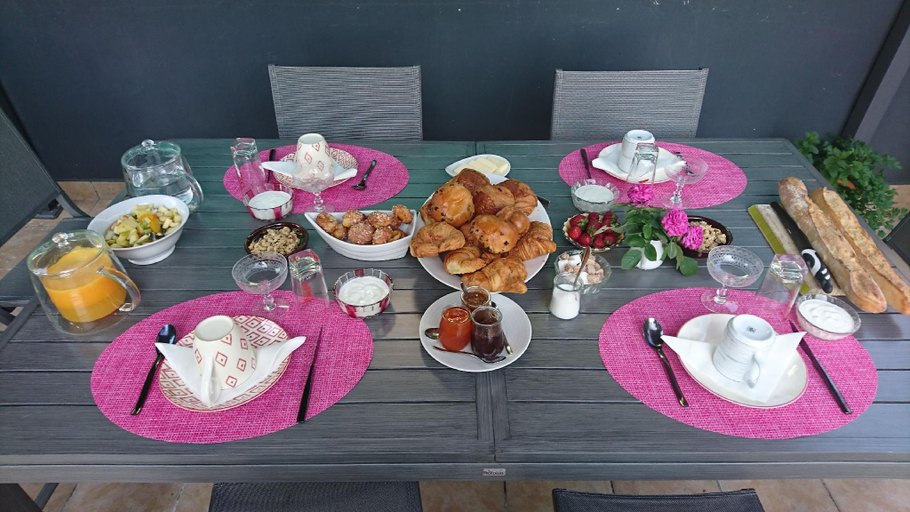 Food & Drinks, Les Jardins De Galicia, Hérault