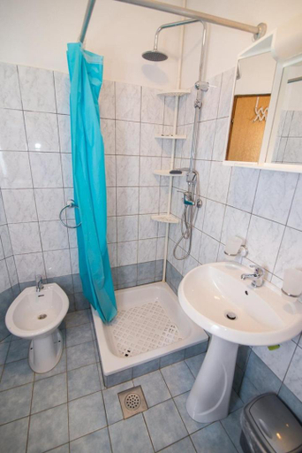 Bathroom 3, Andjelka B4-Blue, Mali Lošinj
