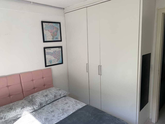 Room 2, Noemi Olga Cardoso, Palhoça