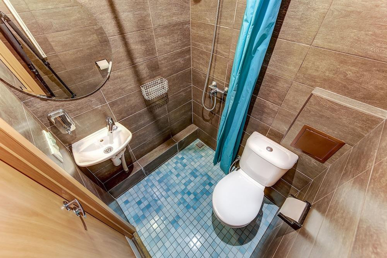 Bathroom 3, NEOTEL19, Sankt-Peterburg gorsovet