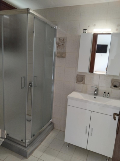 Bathroom 4, Maria Apartments, South Aegean