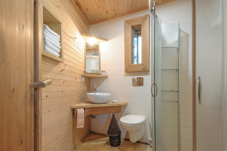 Bathroom 5, Omaya eco village, Hadzhidimovo