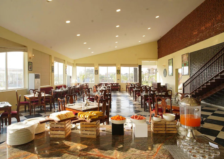 Food & Drinks, Spree Resort Sariska, Alwar