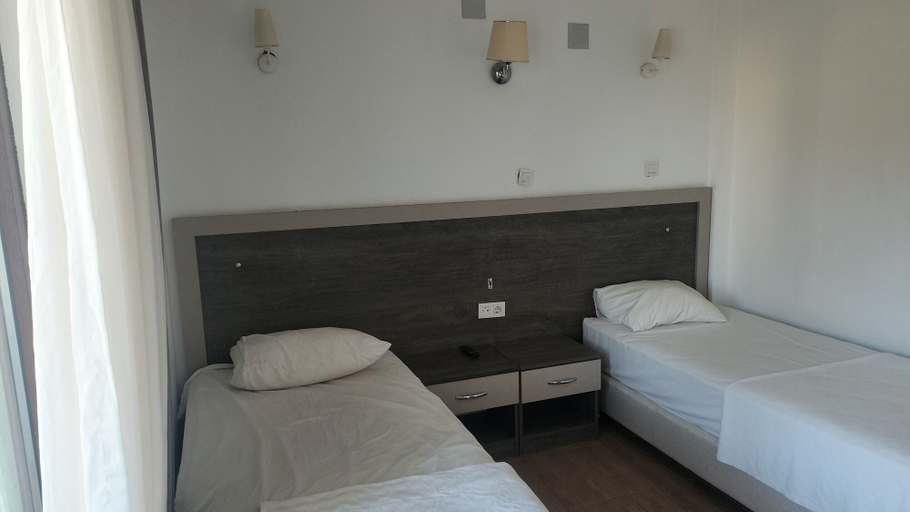 Room 2, Şirin Resort Hotel, Ezine