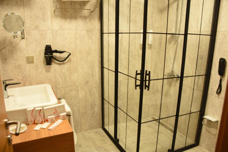 Bathroom 4, Ak Life Hotel, Çankaya