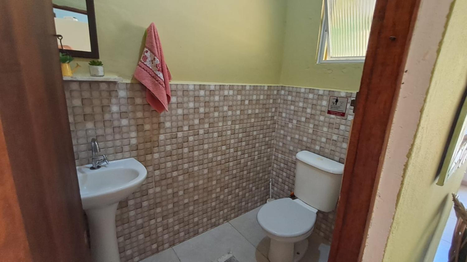 Bathroom, Suites Cantinho do Sossego em Ubatuba, Ubatuba