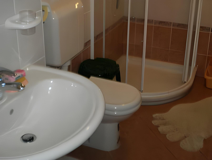 Bathroom 3, Apartments Pinezic, Cres
