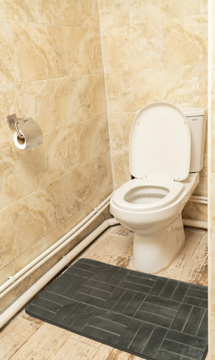 Bathroom 4, Hotel Le Pousse Pousse, Analamanga