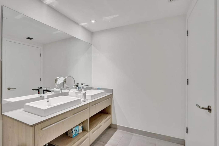 Bathroom 3, Amazing Apartments at H Beach House, Broward