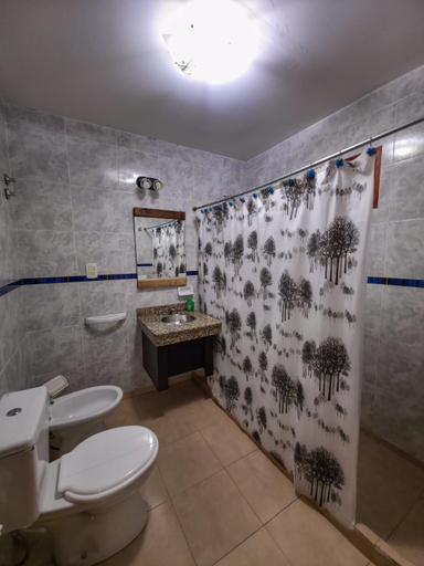 Bathroom 3, Matices Hostel Terminal, Lago Argentino