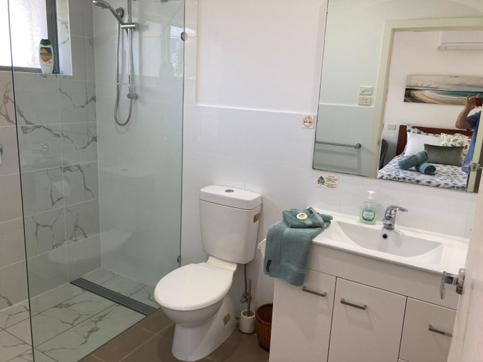 Bathroom 3, Coffs Jetty BnB, Coffs Harbour - Pt A